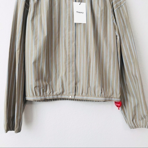 New! Theory Shirred Yoke Mandarin Collar Buttoned Down Blouse Top - Picture 9 of 15